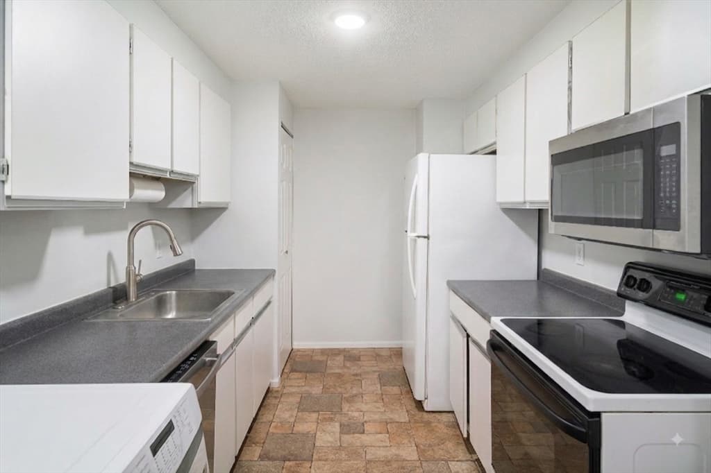404 Broadway # 303, Lynn MA 01904 photo 3
