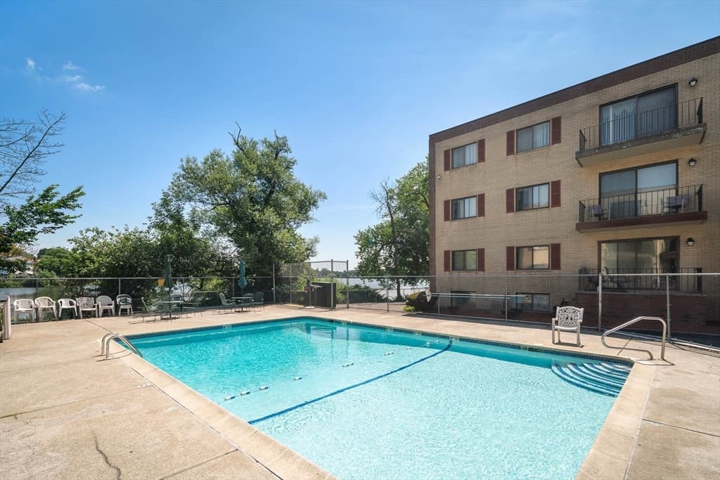 404 Broadway # 303, Lynn MA 01904