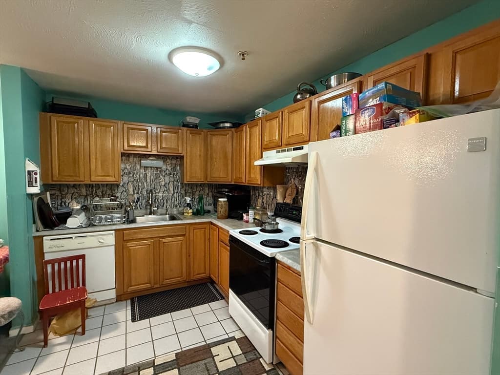 20 Heaths Ct # 401, Lynn MA 01905 photo 12