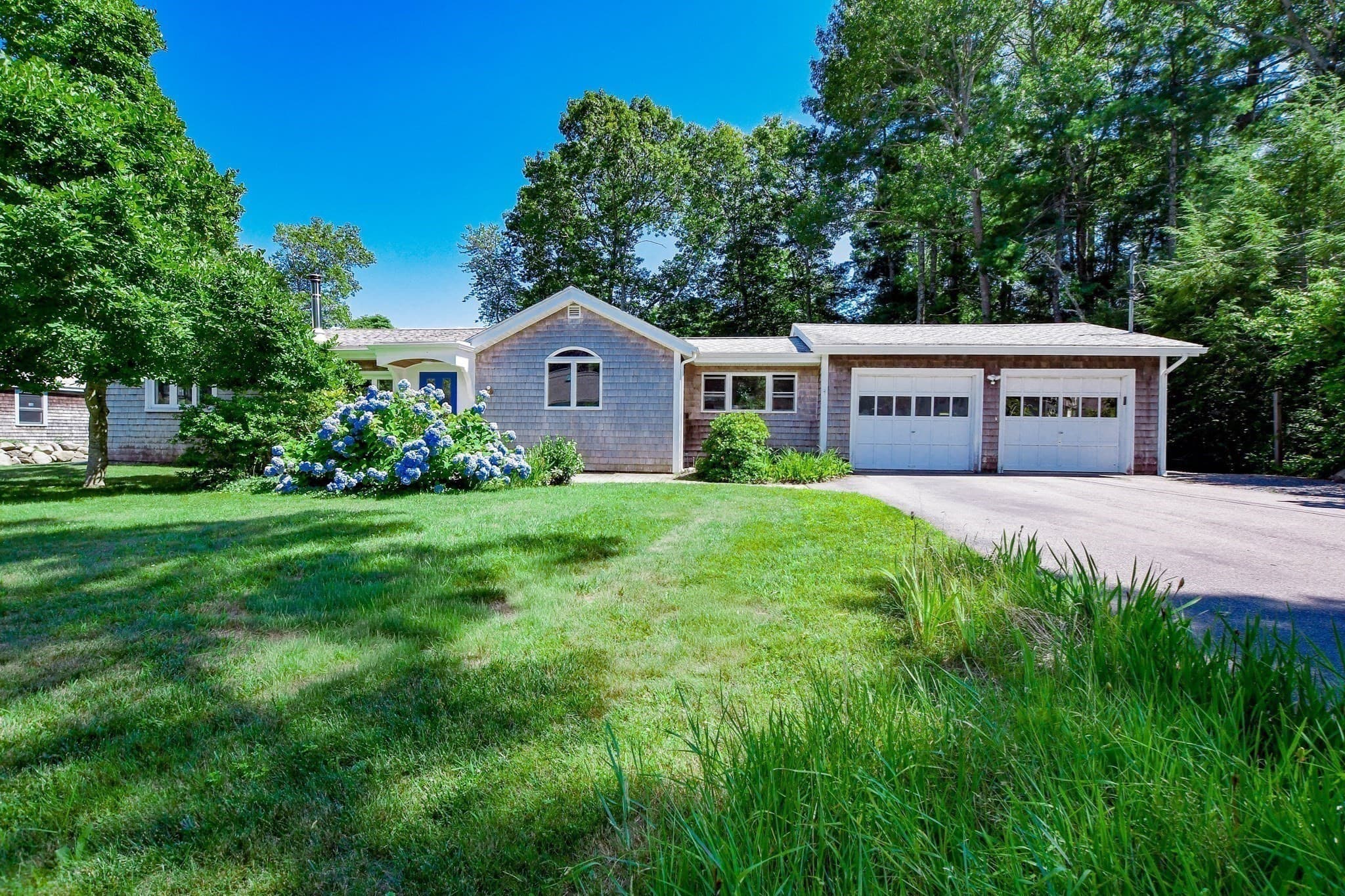 Single Family Residence at 14 Crapo Street, Marion MA 02738, Marion, photo 2 of 39