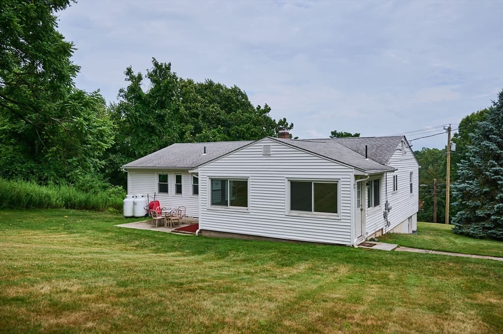 194 Pleasant St, East Longmeadow MA 01028 photo 29