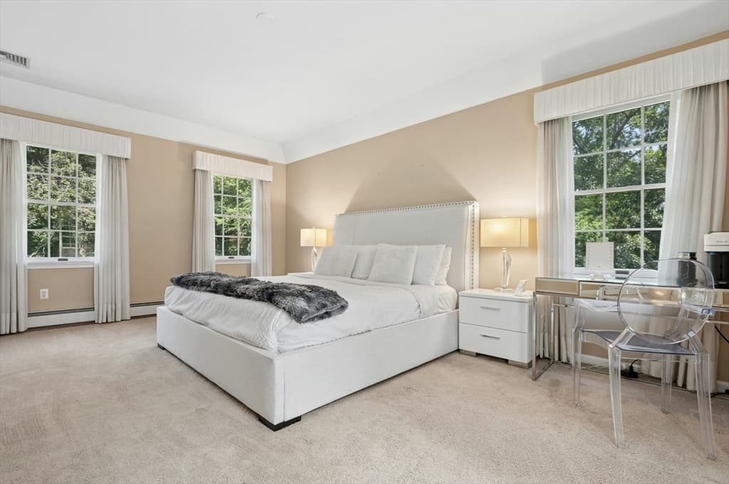 10 Burnett Road, Southborough MA 01772 photo 21