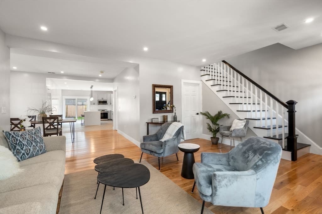 24 N Byron Ave, Brockton MA 02301 photo 7