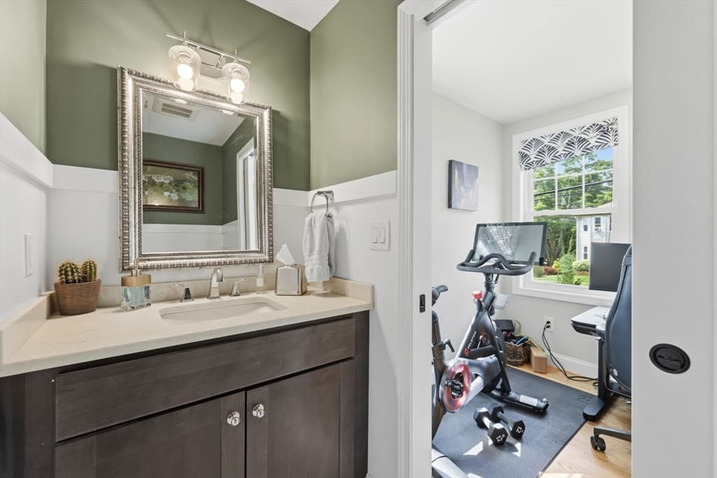 9 Walnut Ave # 9, Andover MA 01810 photo 17