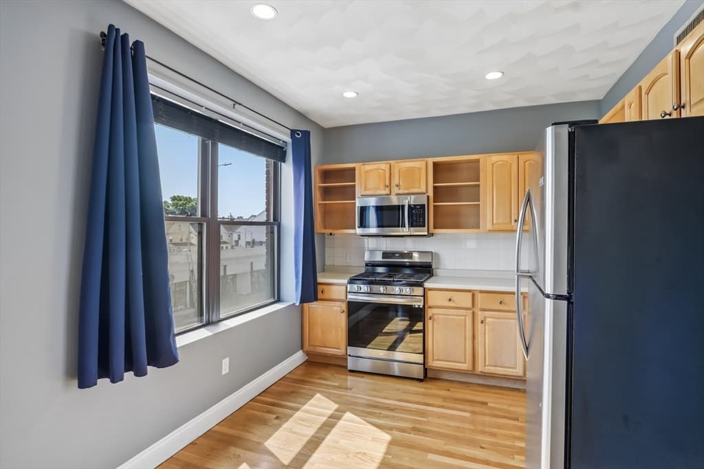 550 Main # 5, Malden MA 02148 photo 13