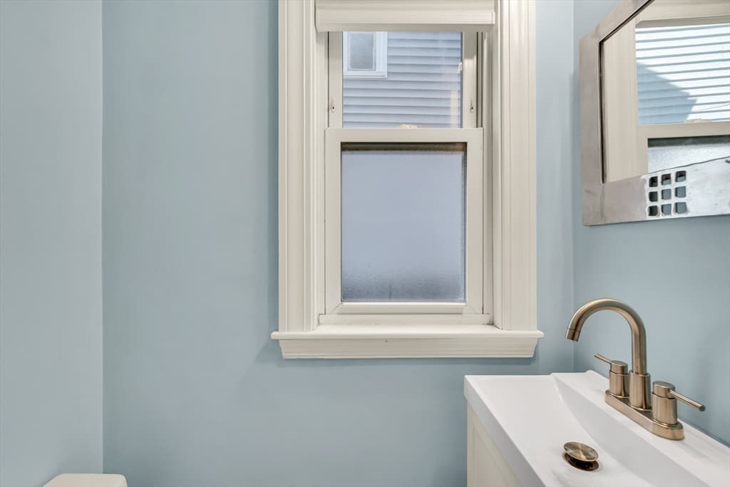 102 River St # 2, Cambridge MA 02139 photo 12