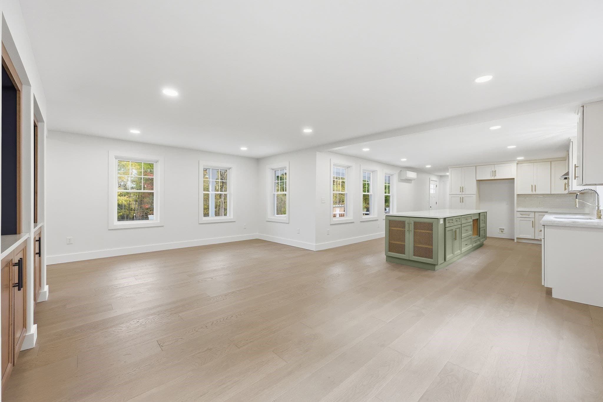 Single Family Residence at 75 Lead Mine Rd, Southampton MA 01073, Southampton, photo 15 of 42
