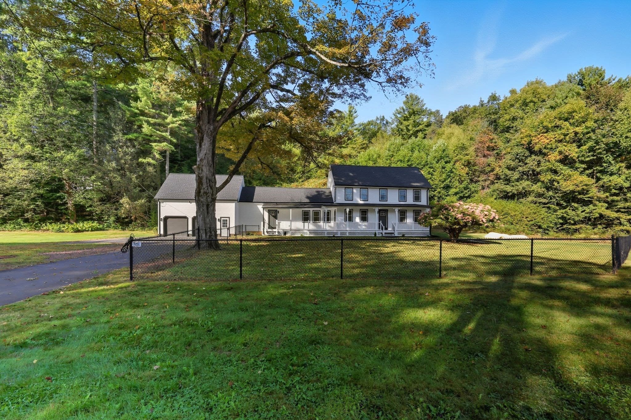 Single Family Residence at 75 Lead Mine Rd, Southampton MA 01073, Southampton, photo 4 of 42
