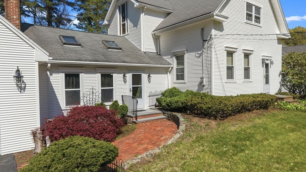 128 Prospect Hill, Taunton MA 02780 photo 2