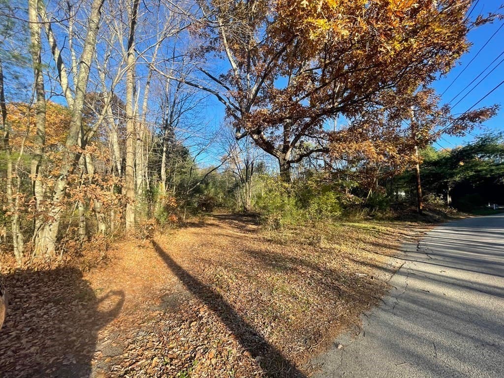 80 Barnett Rd, Sutton MA 01590 photo 4