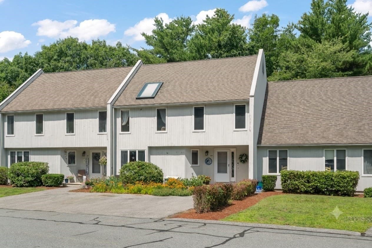38 Woodland Park Dr # 38, Haverhill MA 01830