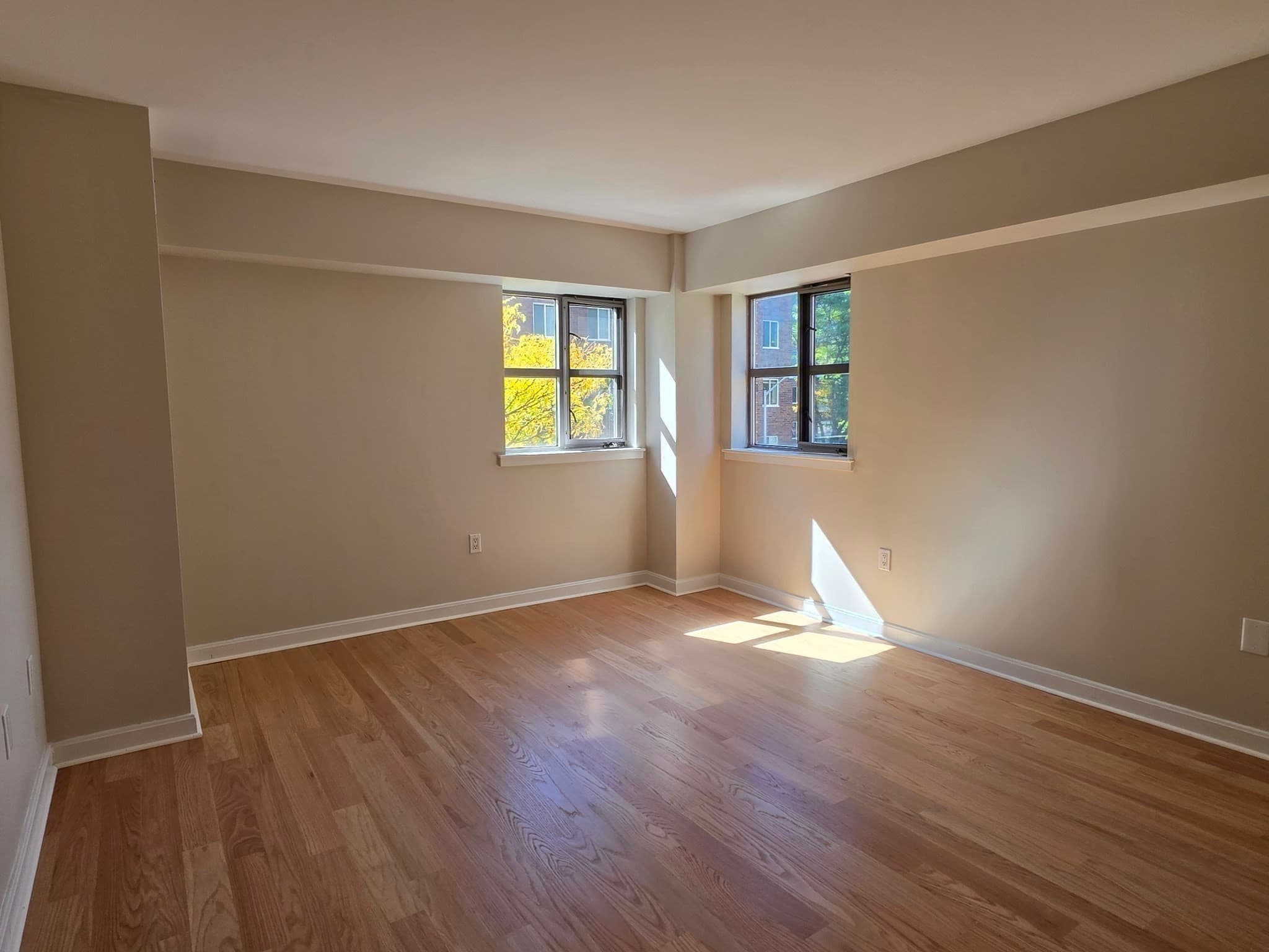 Condominium at 931 Massachusetts Ave # 303, Cambridge MA 02139, photo 12 of 16