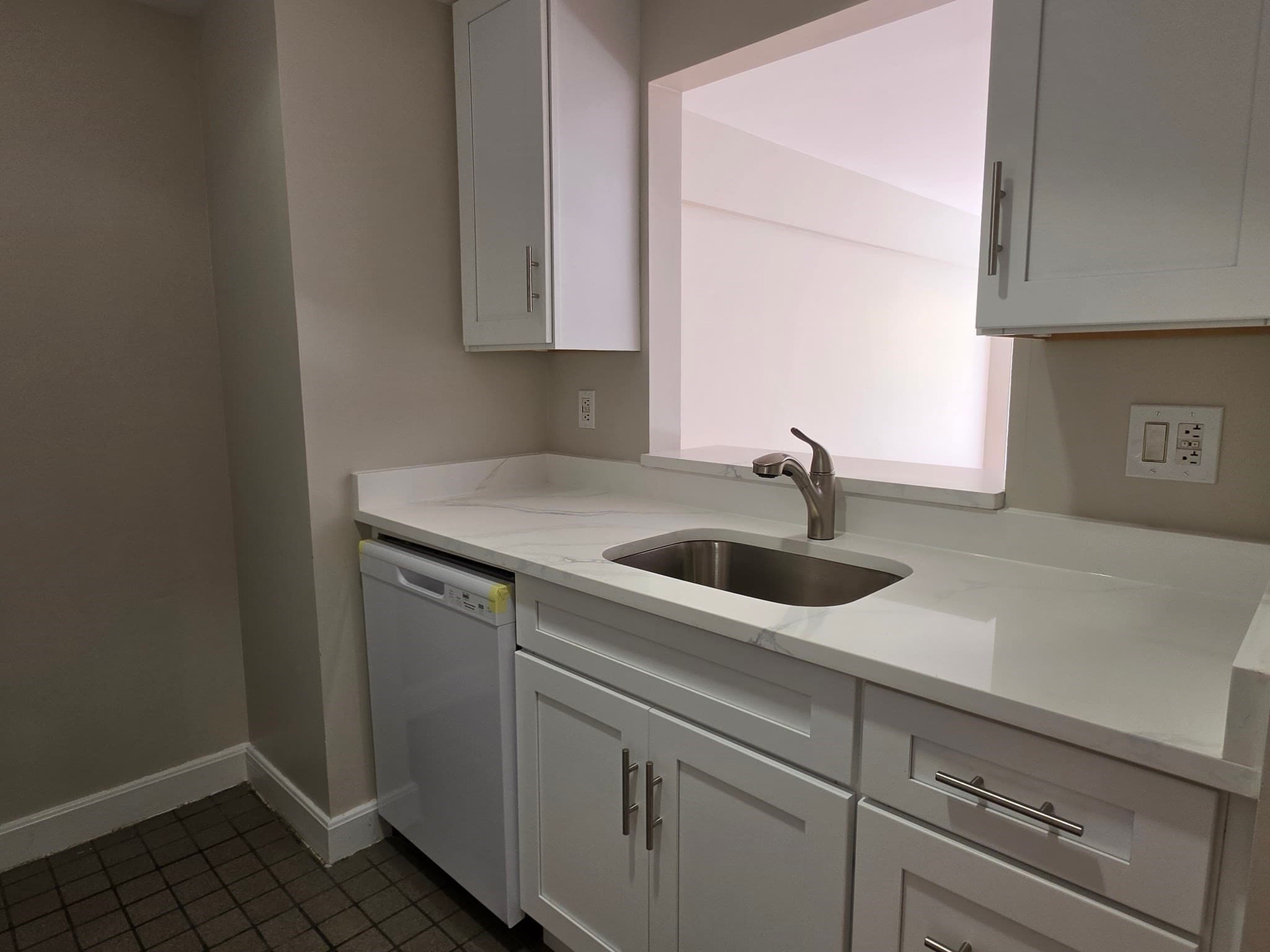 Condominium at 931 Massachusetts Ave # 303, Cambridge MA 02139, photo 7 of 16
