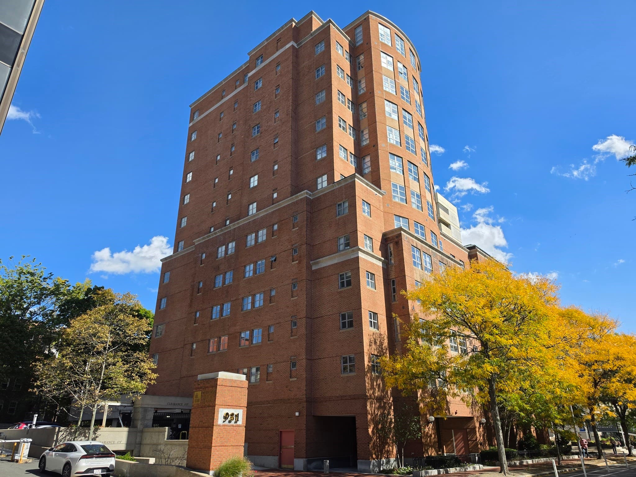 931 Massachusetts Ave # 303, Cambridge MA 02139