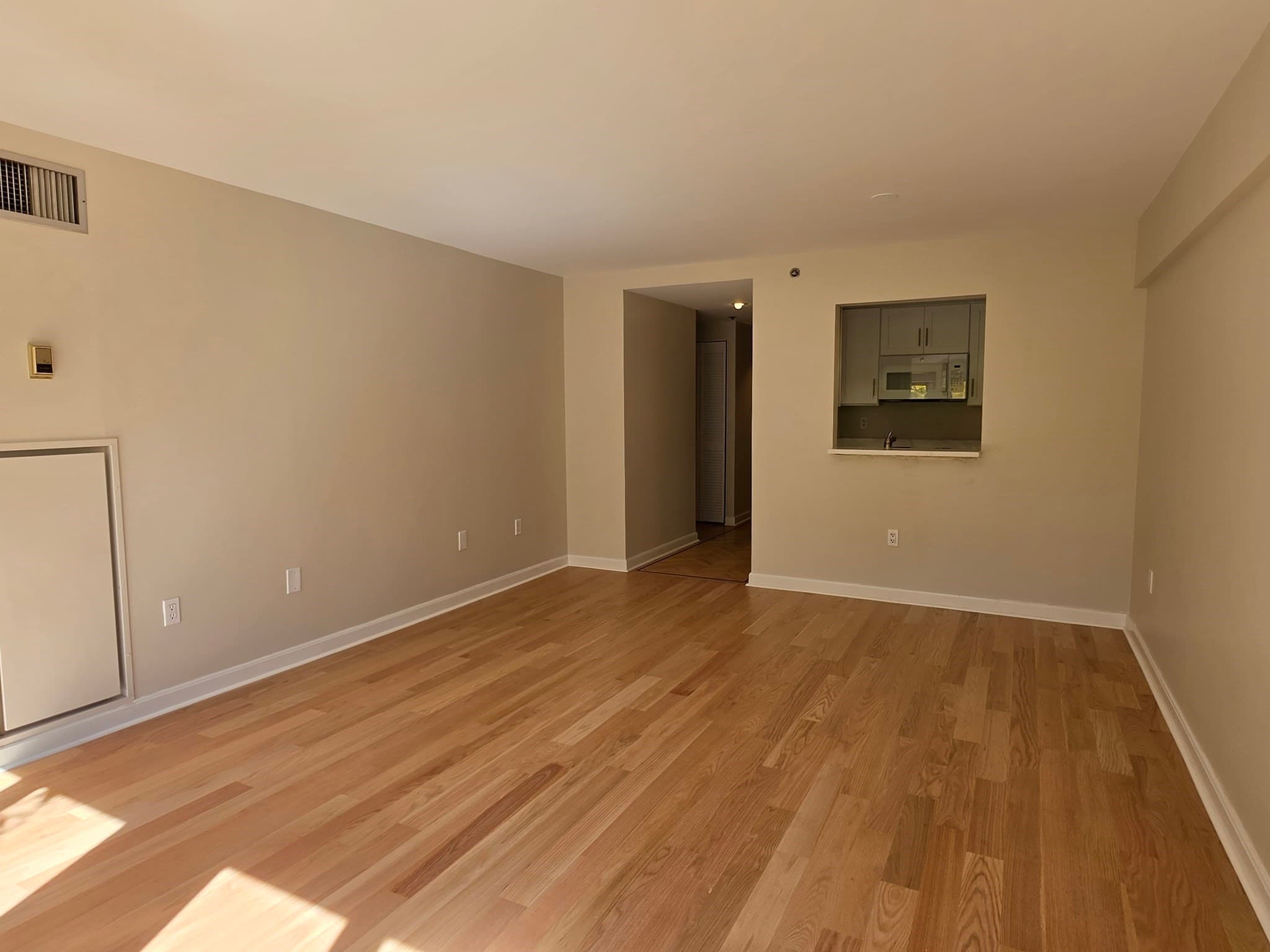 Condominium at 931 Massachusetts Ave # 303, Cambridge MA 02139, Cambridge, photo 5 of 5