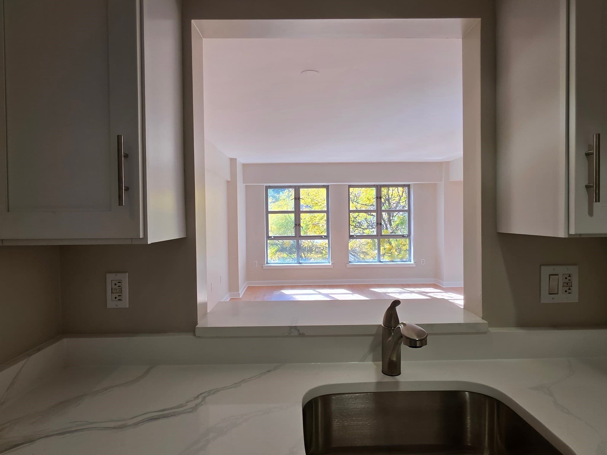 Condominium at 931 Massachusetts Ave # 303, Cambridge MA 02139, photo 8 of 16