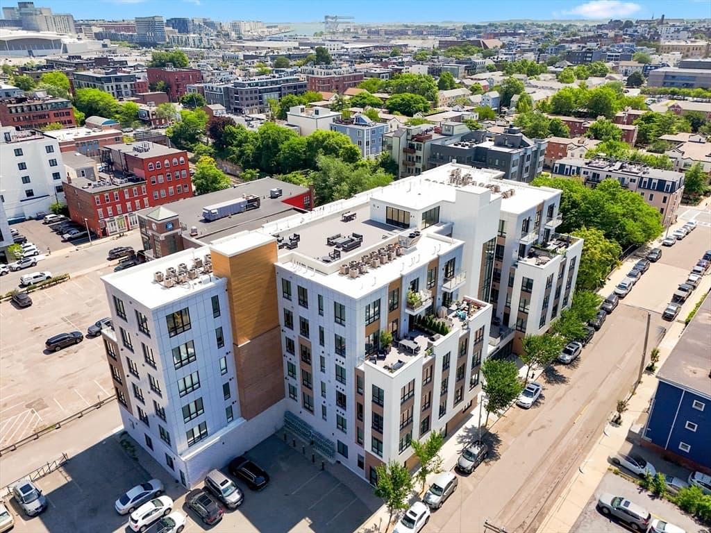 Condominium at 20 W 5th St # 3I, Boston MA 02127, Boston, photo 32 of 36