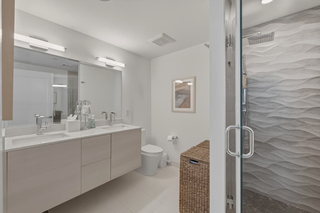 Condominium at 20 W 5th St # 3I, Boston MA 02127, Boston, photo 11 of 36