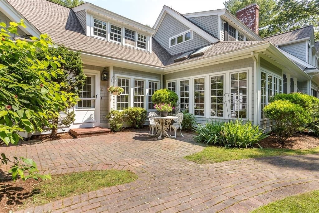 480 York Street, Canton MA 02021 photo 3