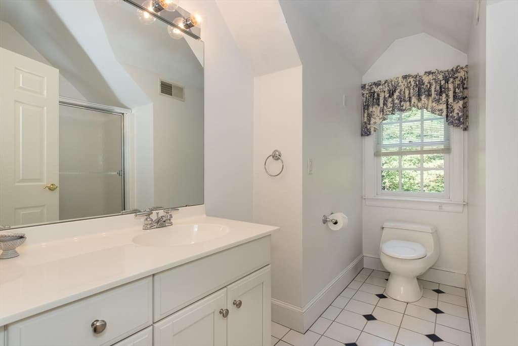 480 York Street, Canton MA 02021 photo 31