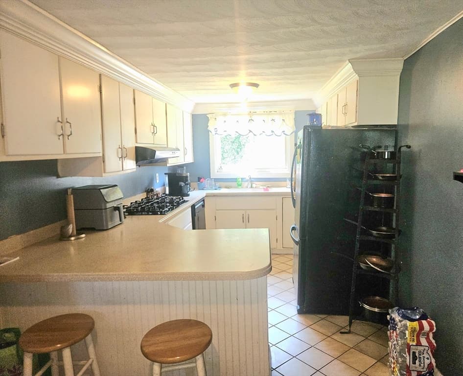 114 Pearl Street, Dartmouth MA 02748 photo 4