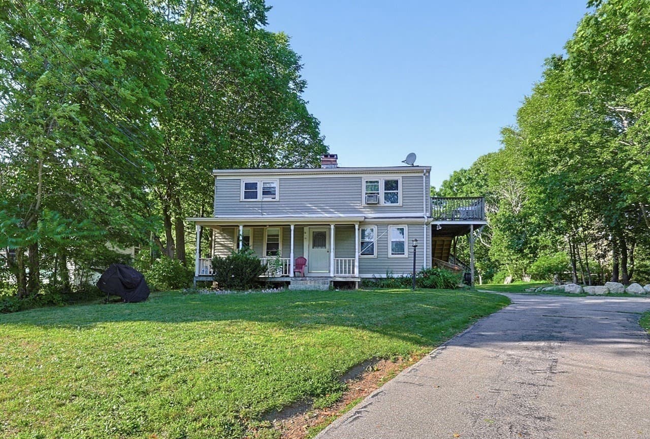 26 Water St, Freetown MA 02702