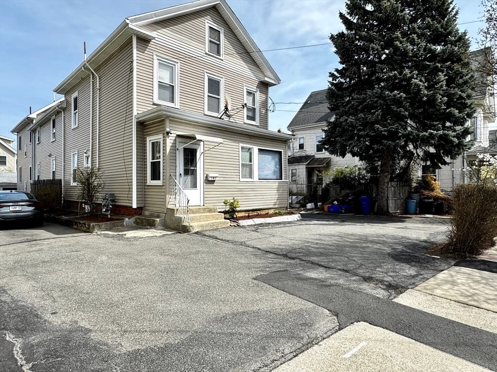 383 Highland Ave, Malden MA 02148 photo 2