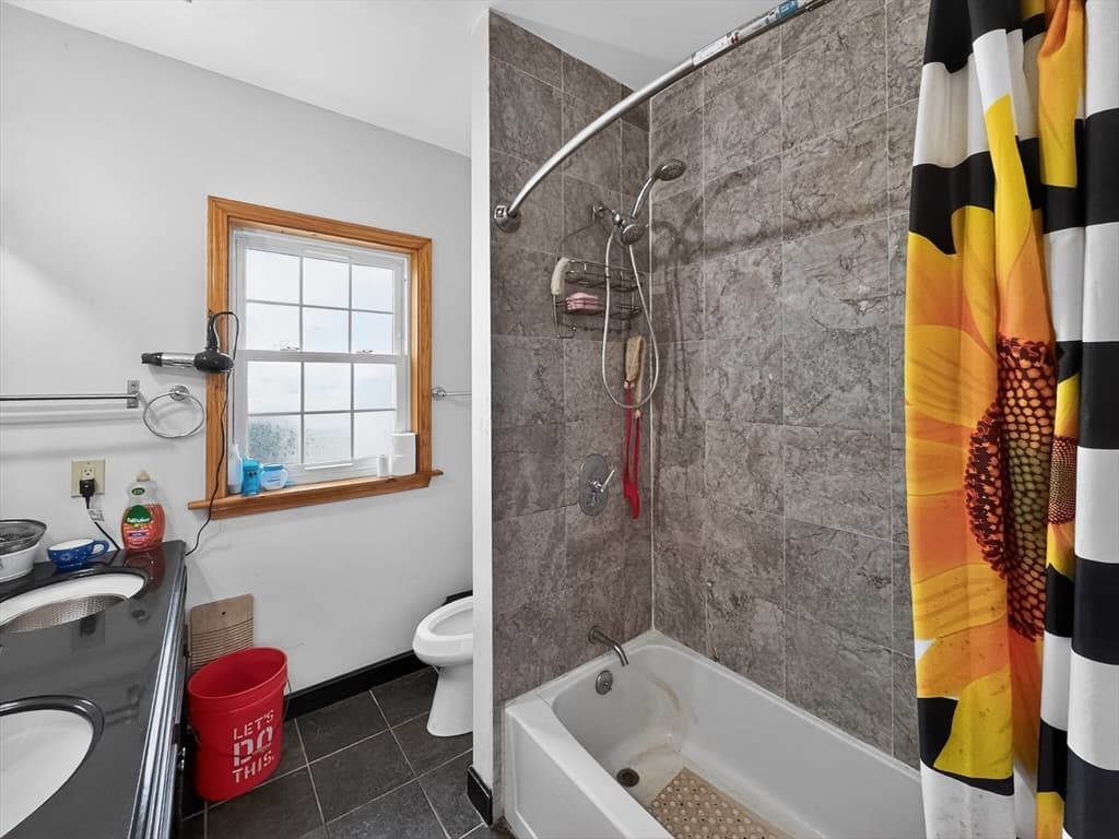 383 Highland Ave, Malden MA 02148 photo 13