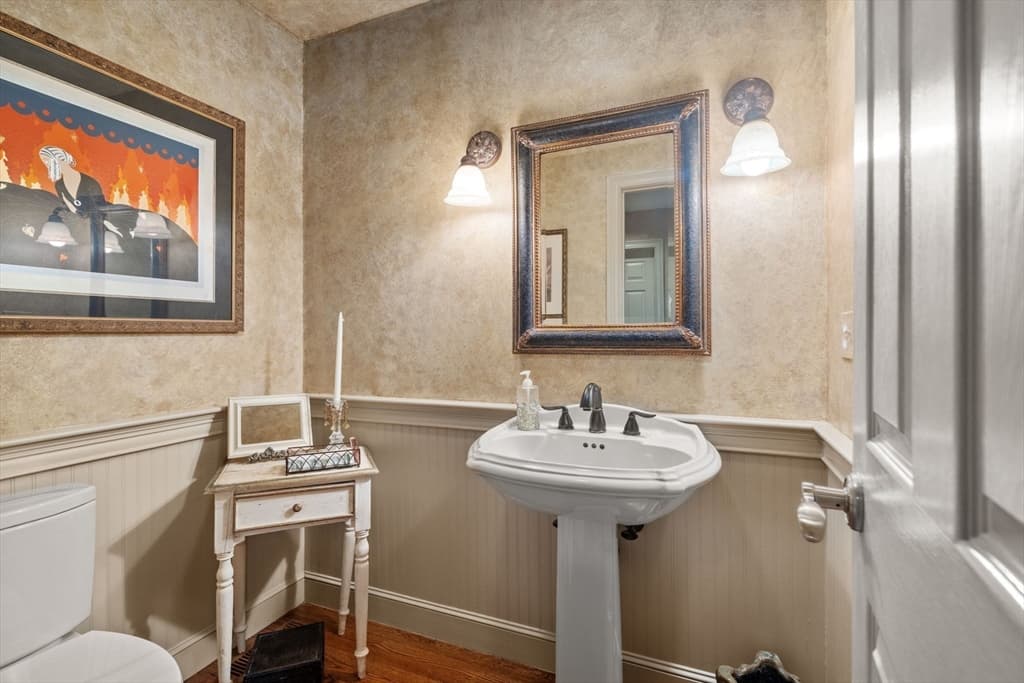 71 Sears Rd, Southborough MA 01772 photo 18