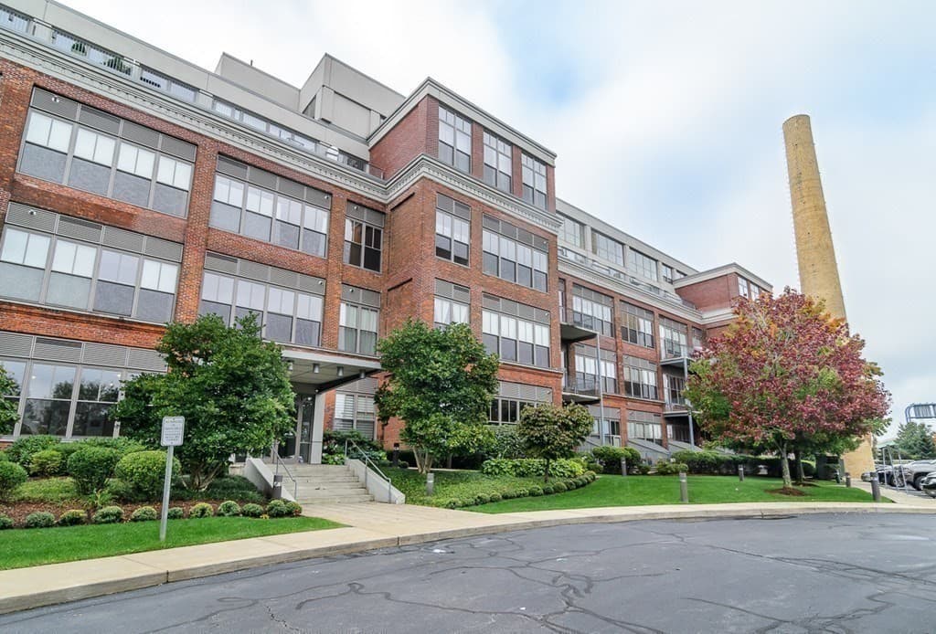 156 Porter St # 320, Boston MA 02128 photo 17