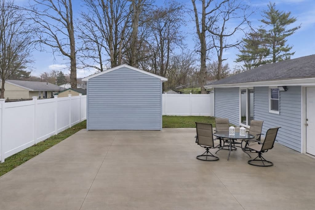 Single Family Residence at 56 Dondi Rd, Brockton MA 02302, photo 2 of 23