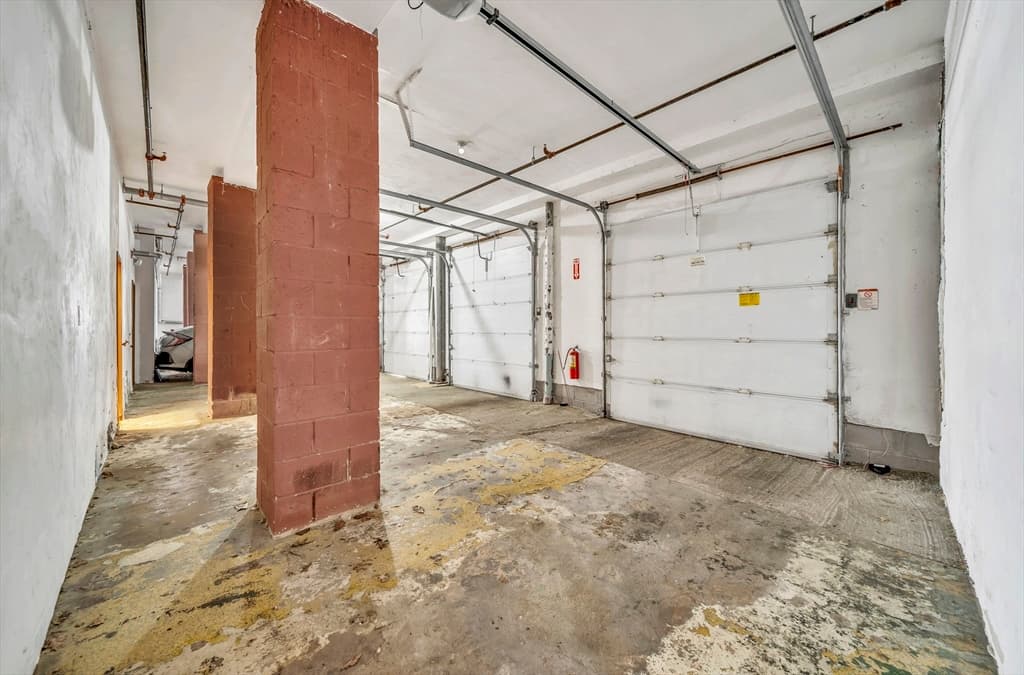 257 Pleasant St # 7, Worcester MA 01609 photo 23