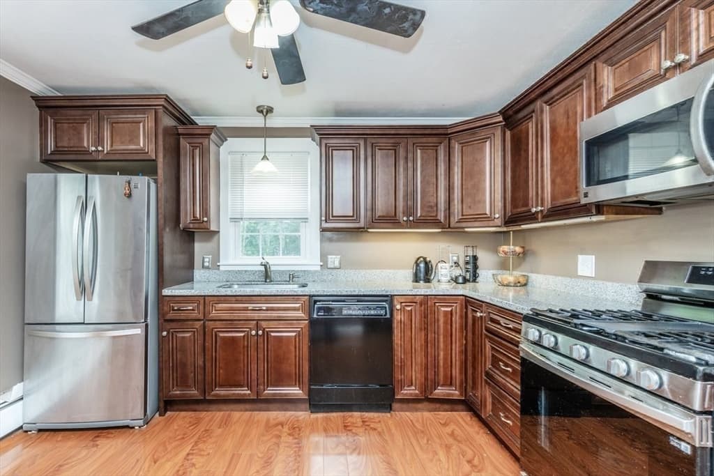 165 Astle St, Tewksbury MA 01876 photo 12