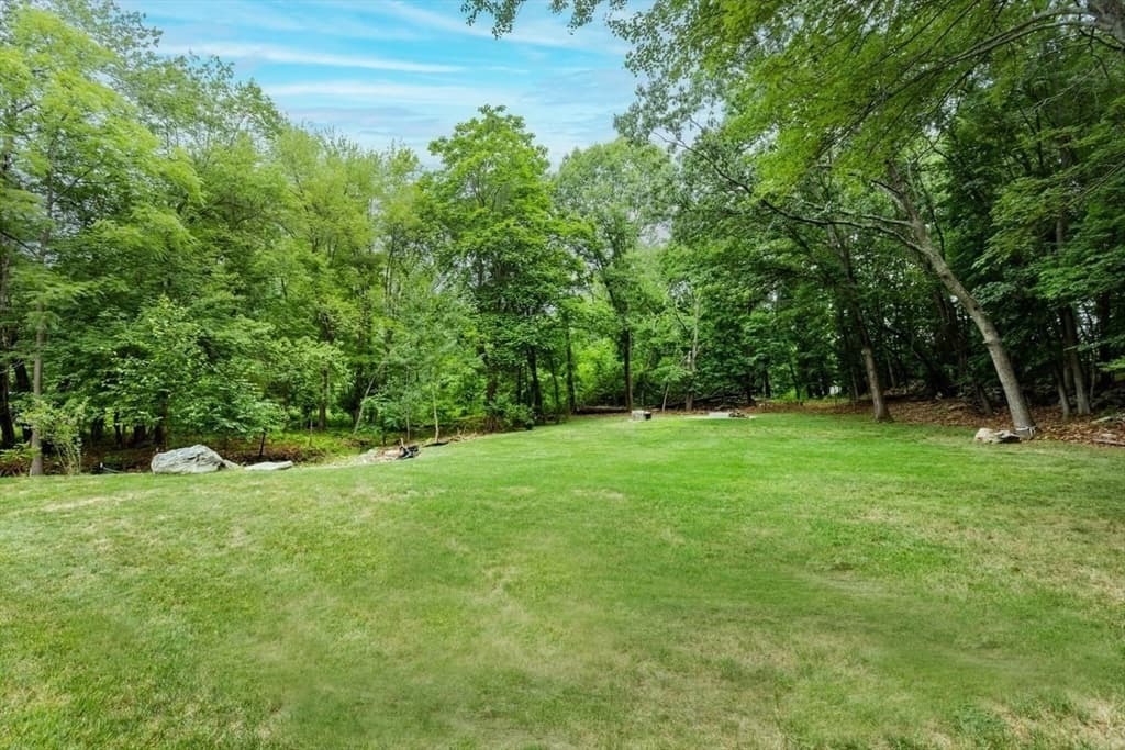 165 Astle St, Tewksbury MA 01876 photo 32