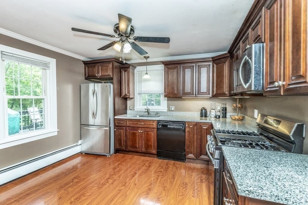 165 Astle St, Tewksbury MA 01876 photo 10