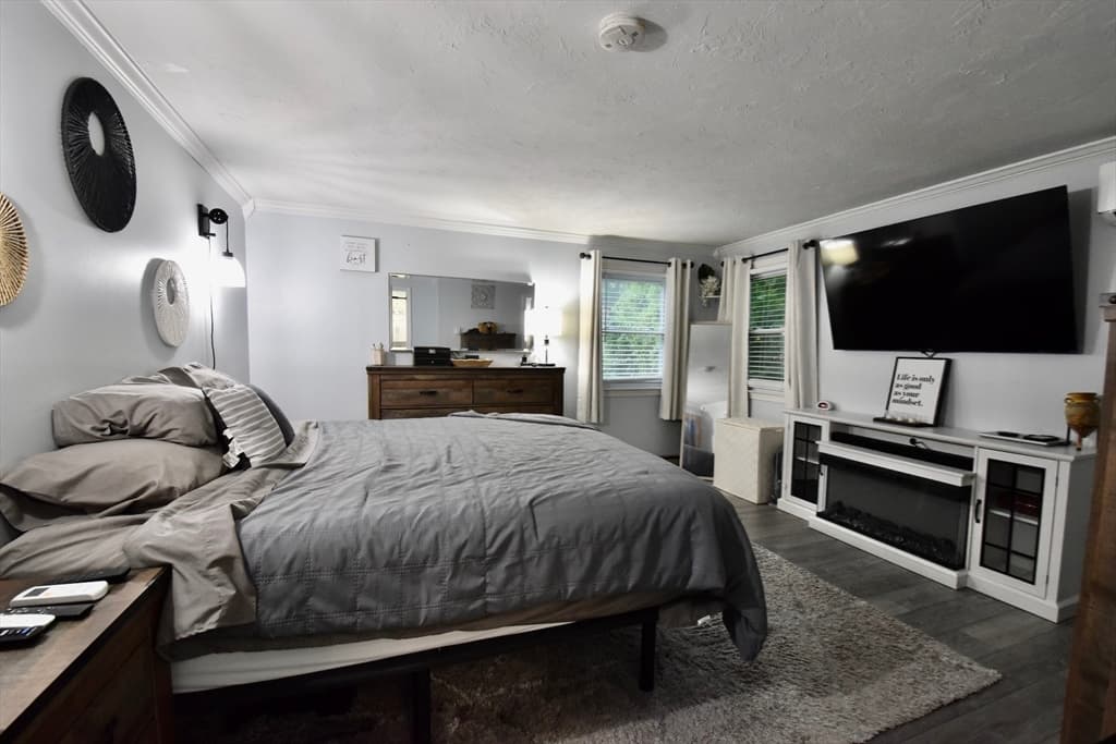 9 Maid Marion St, Oxford MA 01540 photo 14