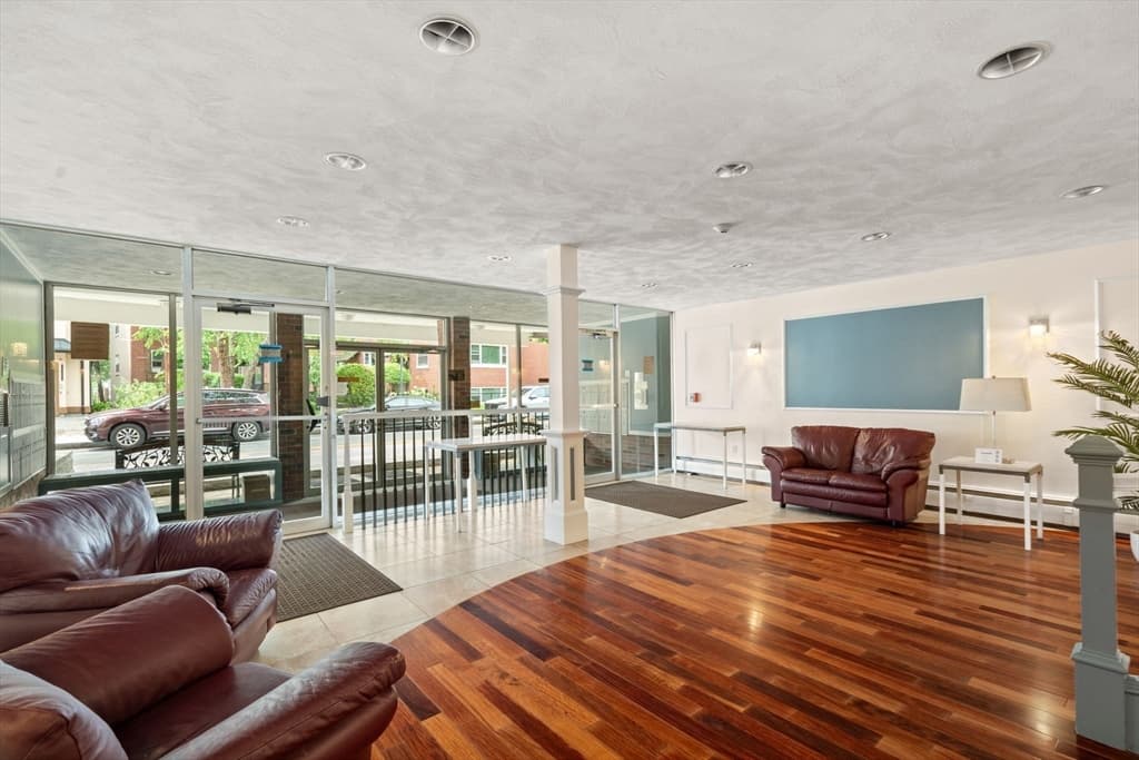 50 Green Street # 401, Brookline MA 02446 photo 2