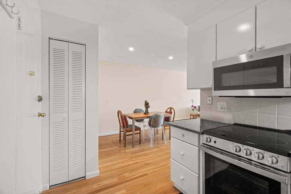 50 Green Street # 401, Brookline MA 02446 photo 7