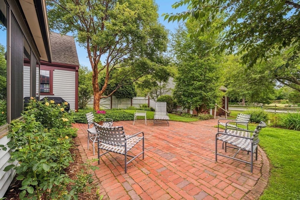 200 Bakerville Rd, Dartmouth MA 02748 photo 25