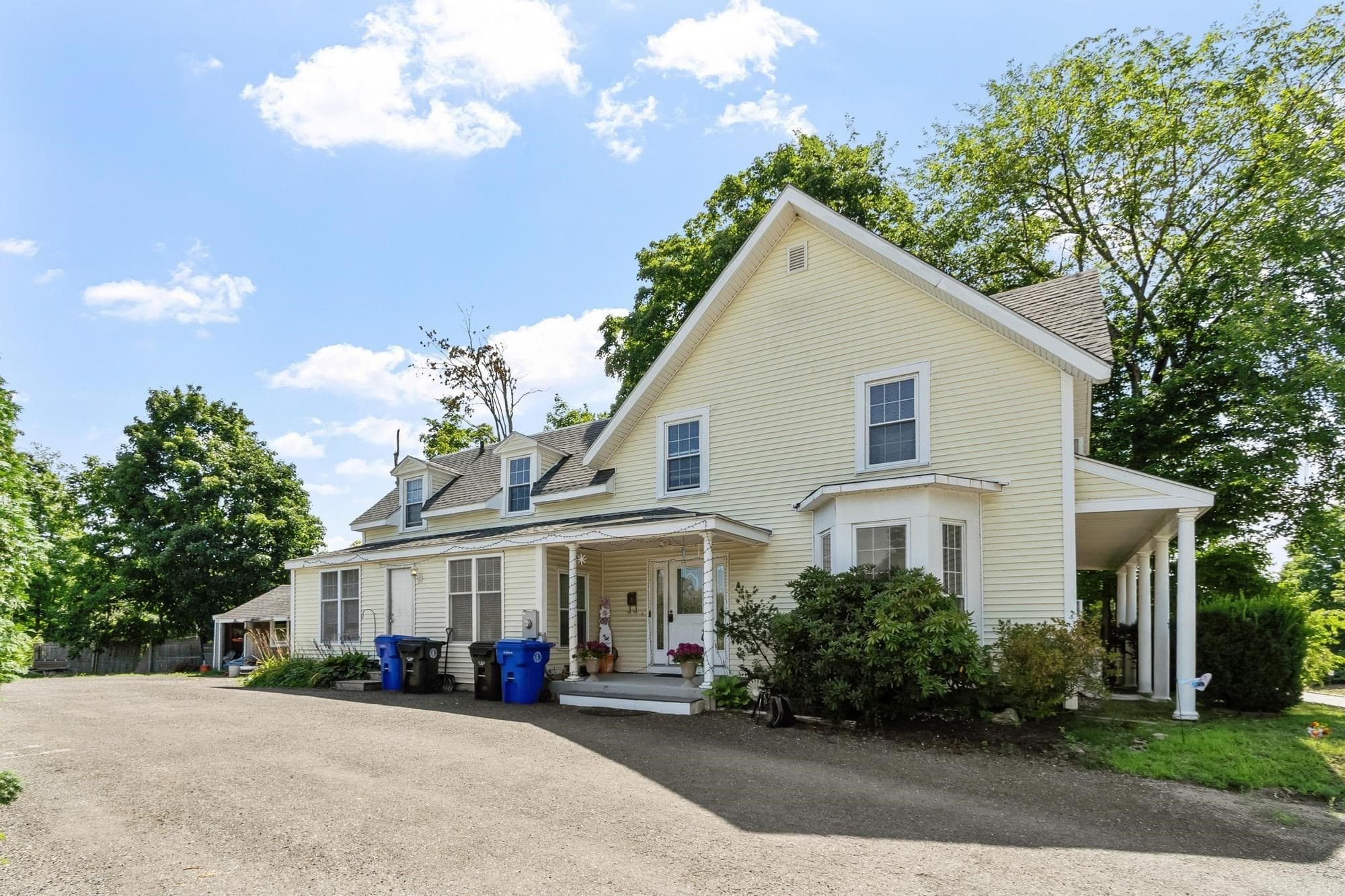 Multi Family at 19 Main St, Shirley MA 01464, photo 2 of 41