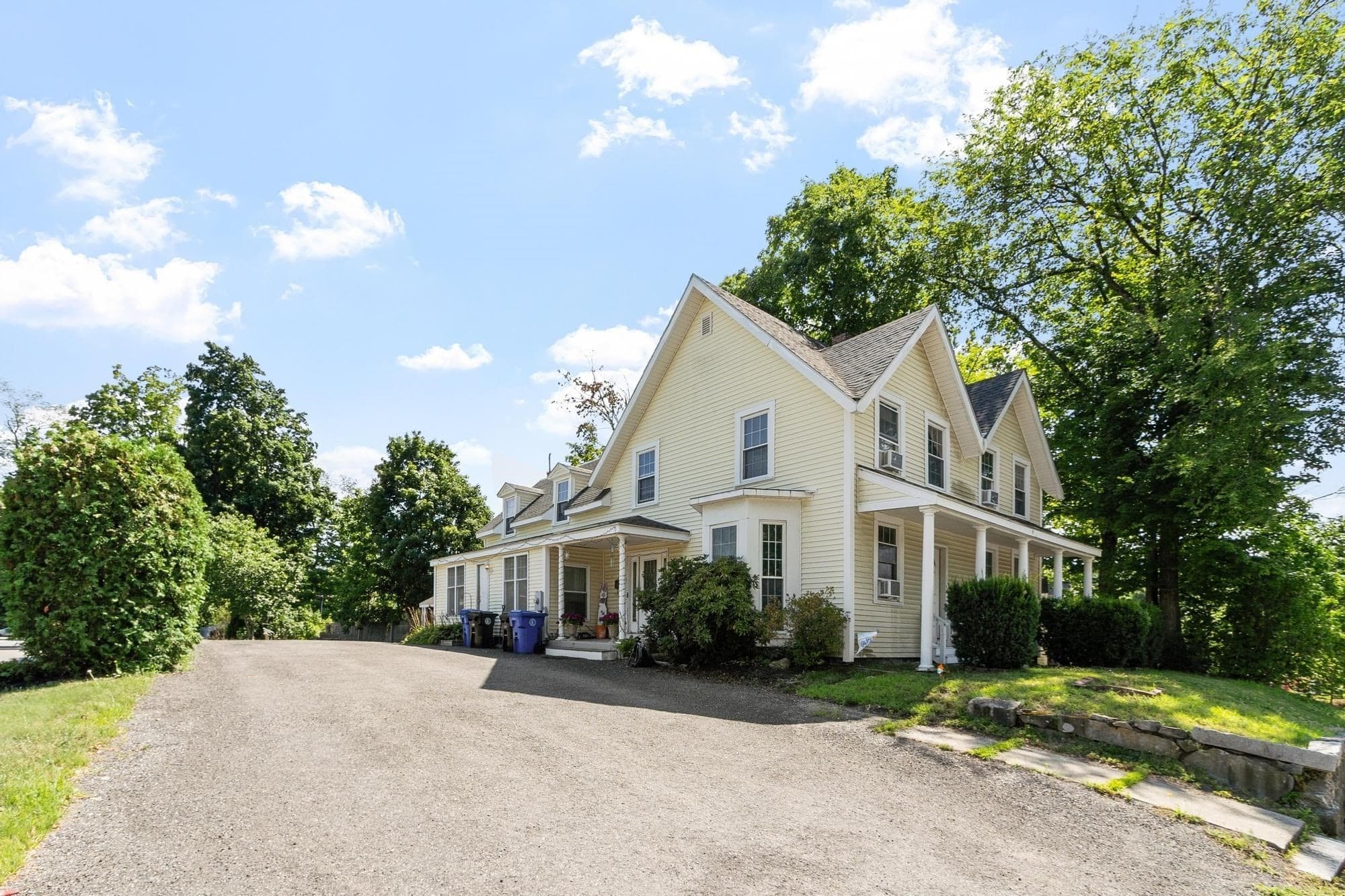 19 Main St, Shirley MA 01464