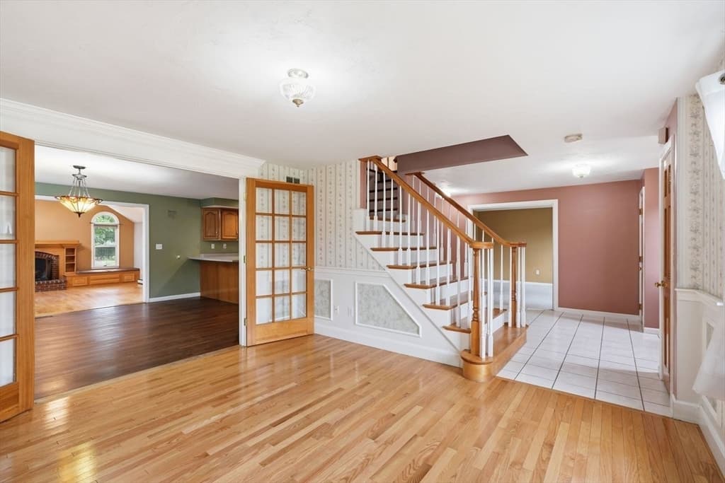 7 Rising Sun Ln, West Bridgewater MA 02379 photo 3