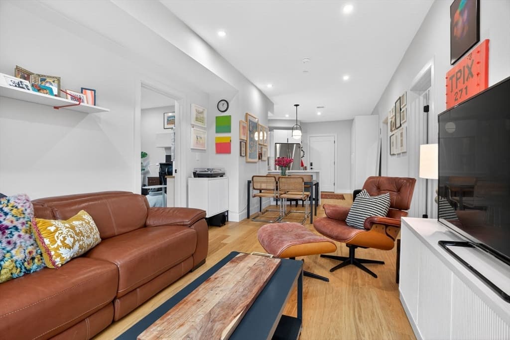 1710 Dorchester Avenue # 202, Boston MA 02124 photo 11