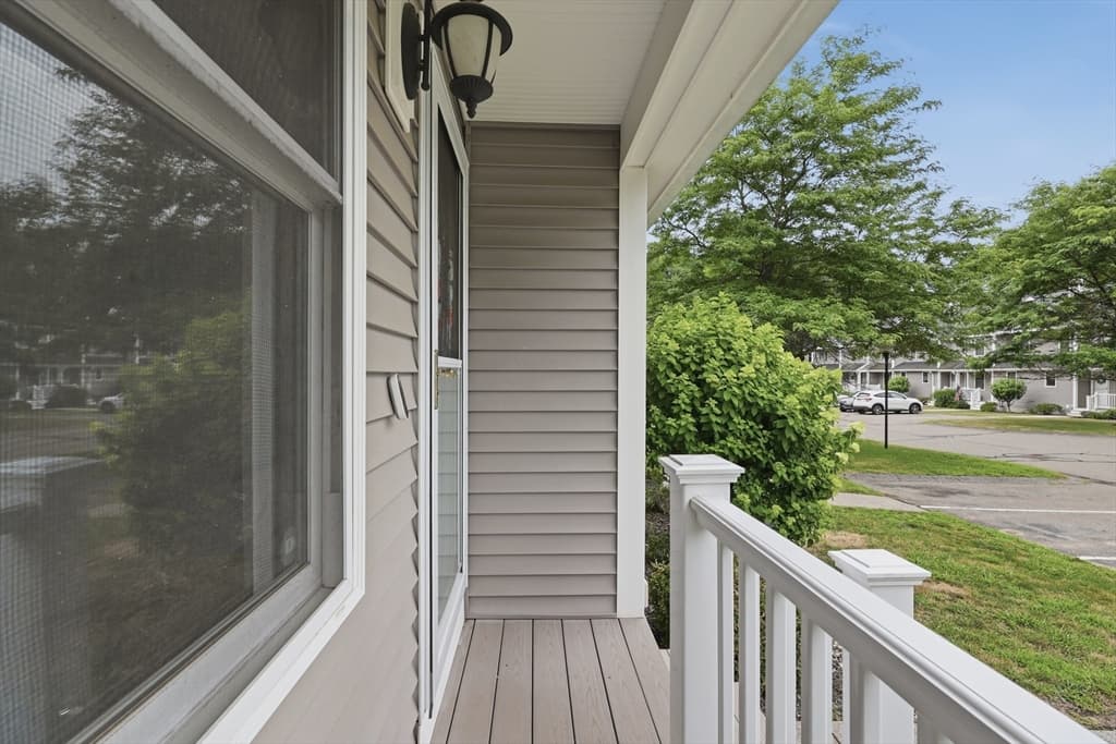 212 Bayberry Hill Lane # 212, Leominster MA 01453 photo 2