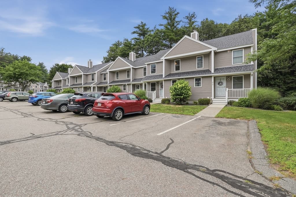 212 Bayberry Hill Lane # 212, Leominster MA 01453 photo 4