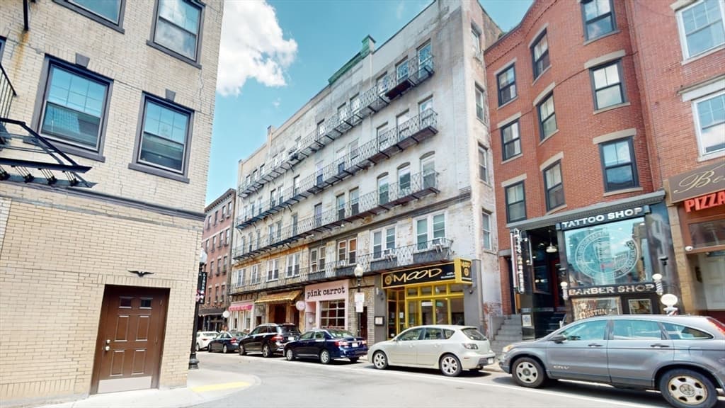 115 Salem St # 10, Boston MA 02113