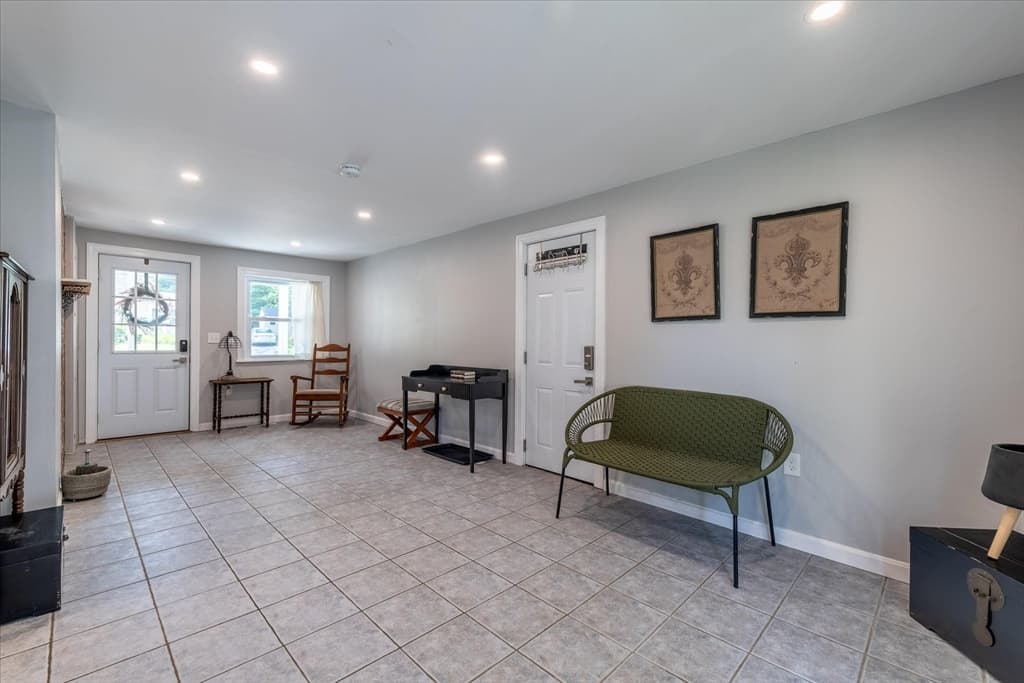 13 Curley Dr, Hudson MA 01749 photo 11