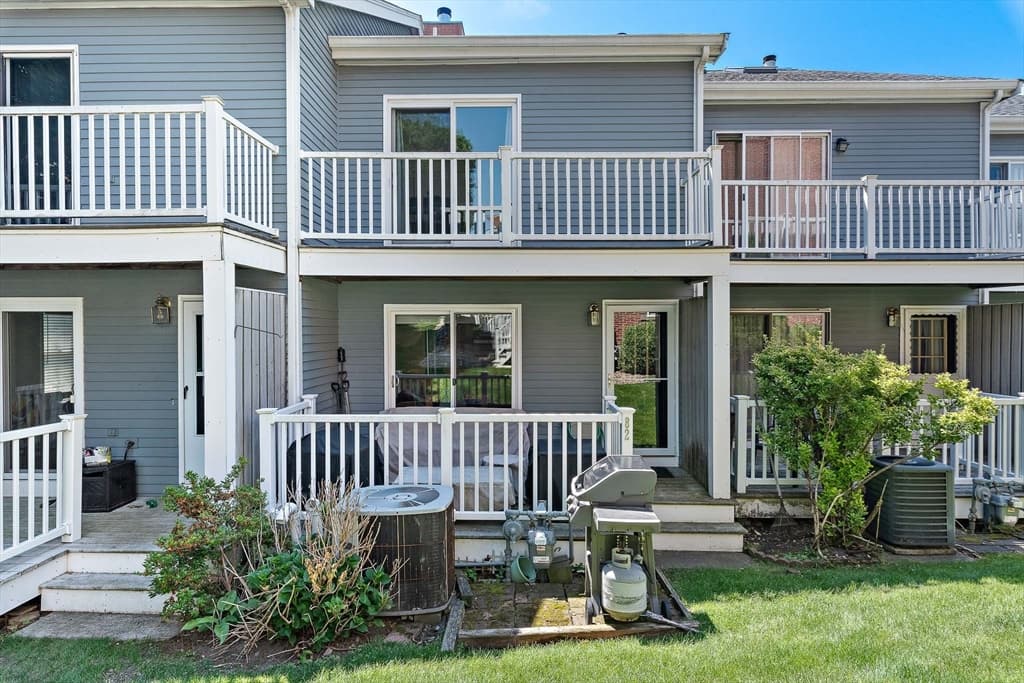82 Captains Row # 82, Chelsea MA 02150 photo 21