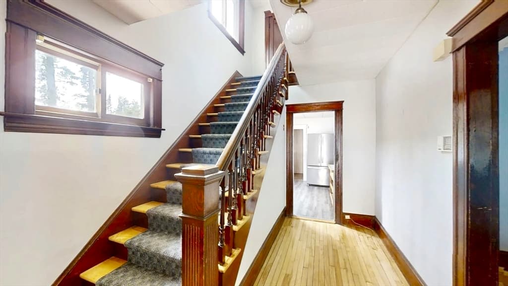 22 Pelican Ave, Worcester MA 01605 photo 16