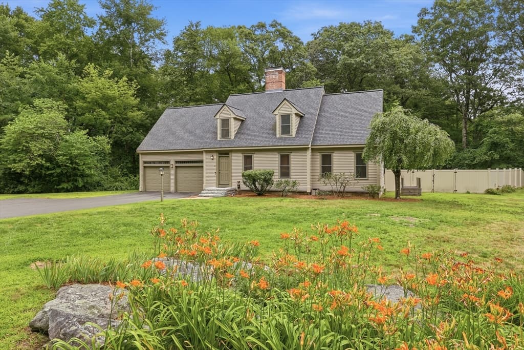 32 Shaker Lane, Littleton MA 01460